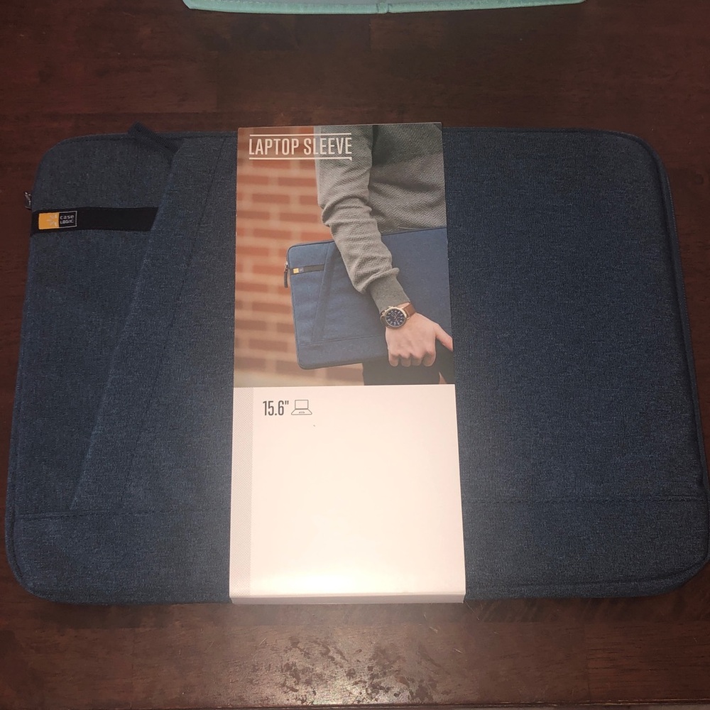 💙 15" Navy Blue Laptop Sleeve with Front Pocket